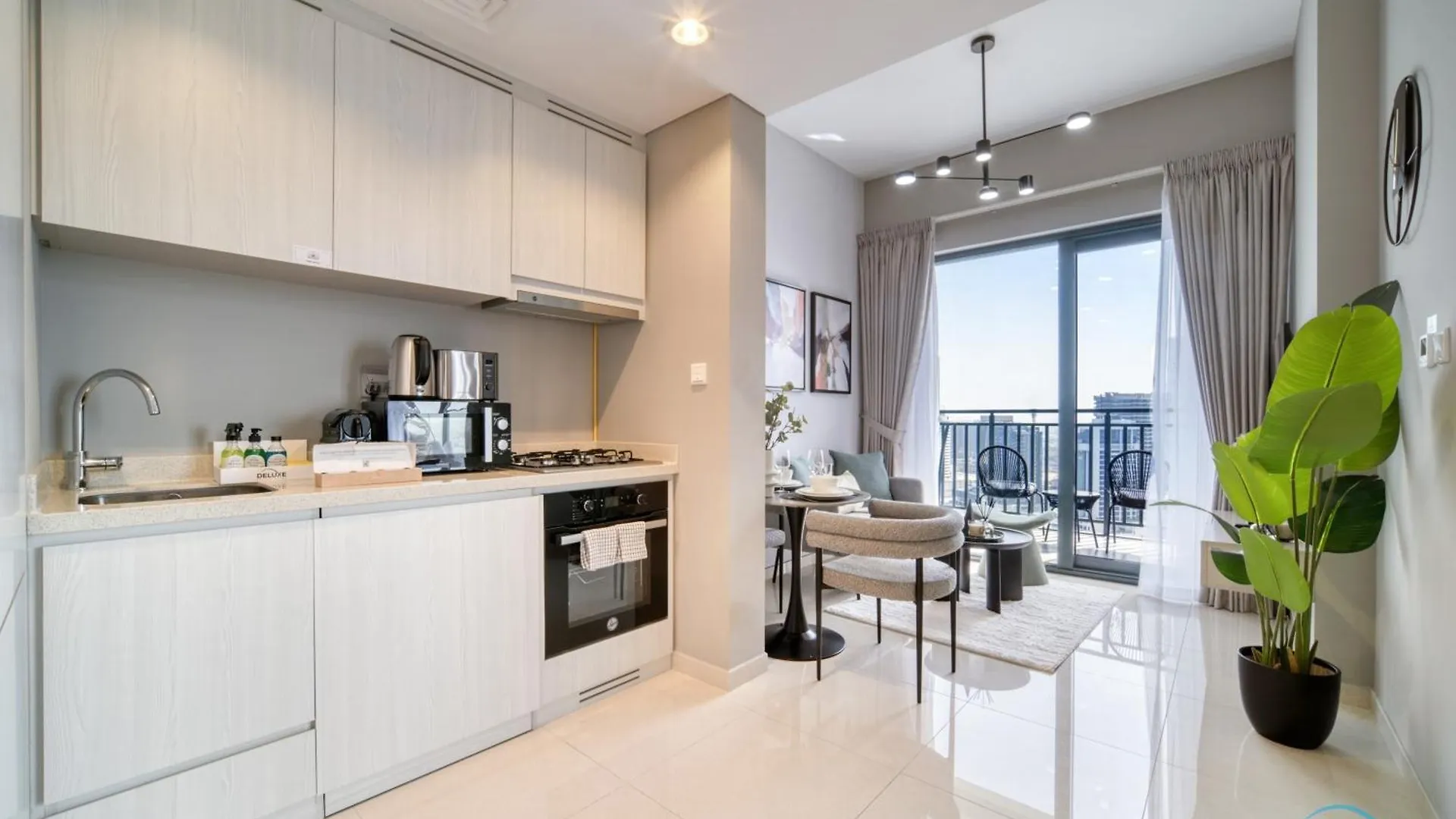 Lovely 1Br At Damac Zada Tower Business Bay By Deluxe Holiday Homes Dubai